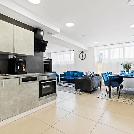 Sirena Apartment - Self Check-In And Free Parking Талин Екстериор снимка
