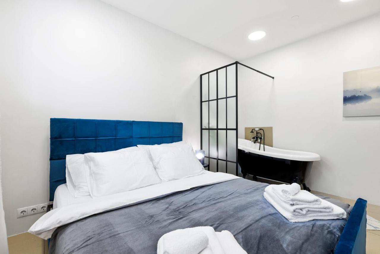 Sirena Apartment - Self Check-In And Free Parking Талин Екстериор снимка